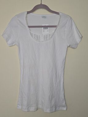 NWT M&S Classic White Scoop Lace Neck 100% Cotton Women’s Tee Size M